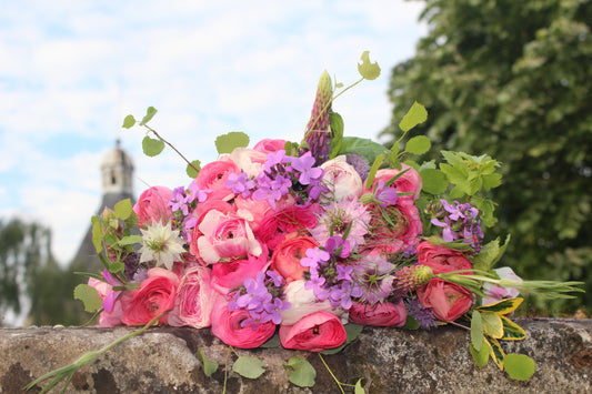 Atelier 'j'apprends à faire un magnifique bouquet de renoncules